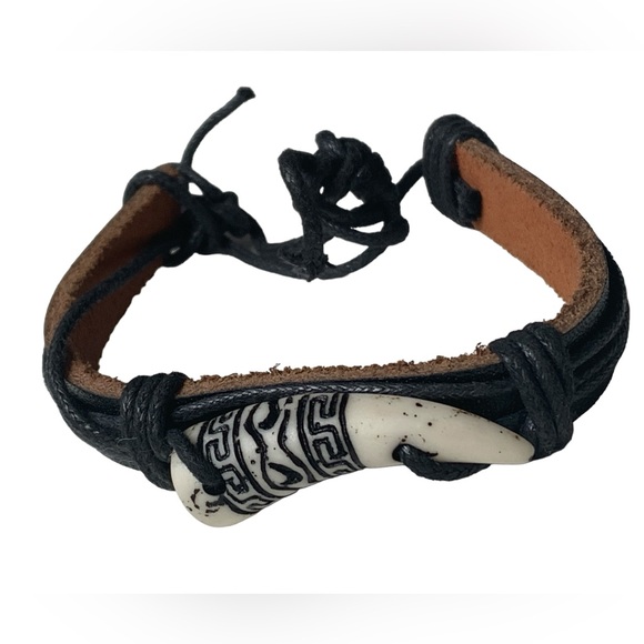 Tribal Black Leather & Cord Imitation Crocodile Tooth Mens Bracelet Jewelry - Picture 8 of 10